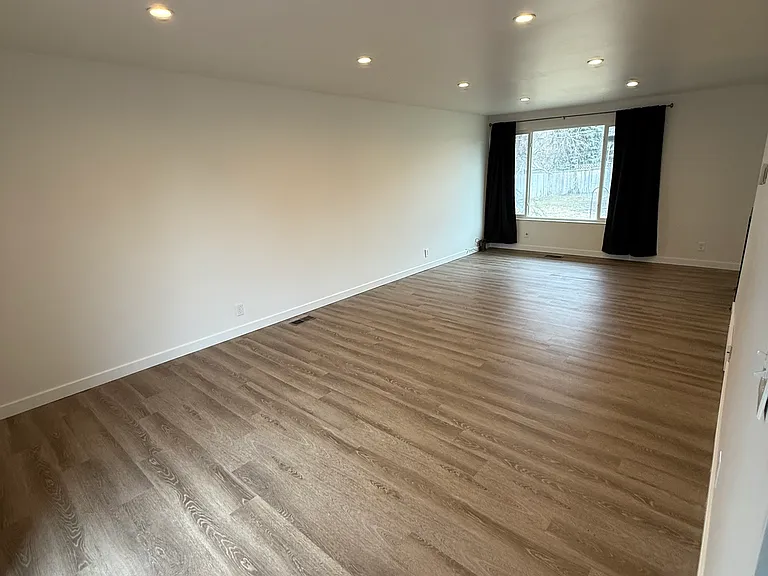 1415 E Murphys Ln — Photo 28