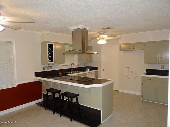 2nd image of 223 Maureen Dr