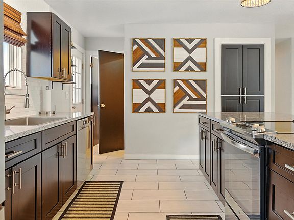 5th image of 3 Briarwood Ln