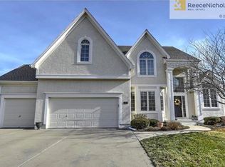 3903 W 128th St, Leawood, KS 66209
