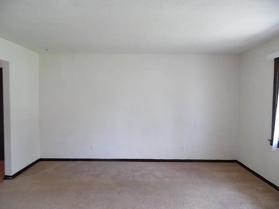 5th image of 10973 E South Woodlawn Dr