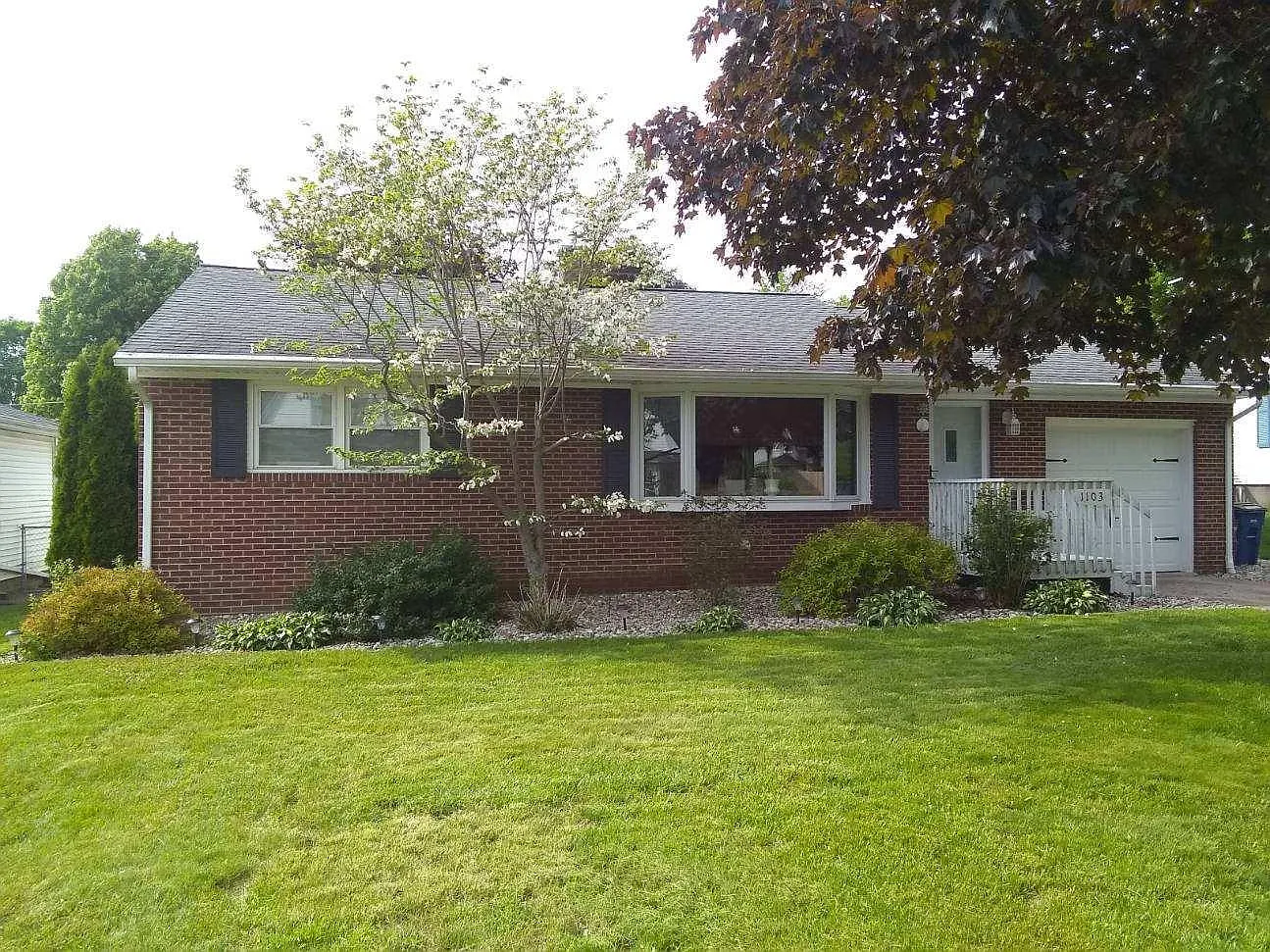 1103 Weller Ave photo 1
