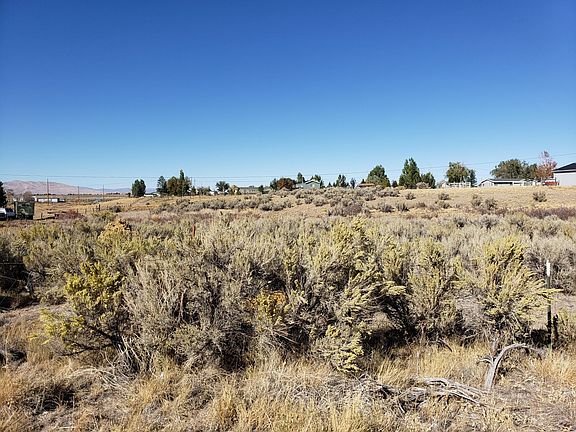 3rd image of 167 Crow Bar Ln