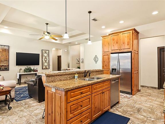 5th image of 2407 Piquin St