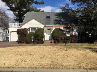 333 Walton St, West Hempstead, NY 11552