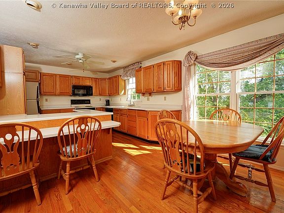 3rd image of 4513 Richmond Cir
