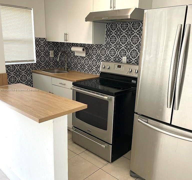 1st image of 310 NE 82nd St APT 2