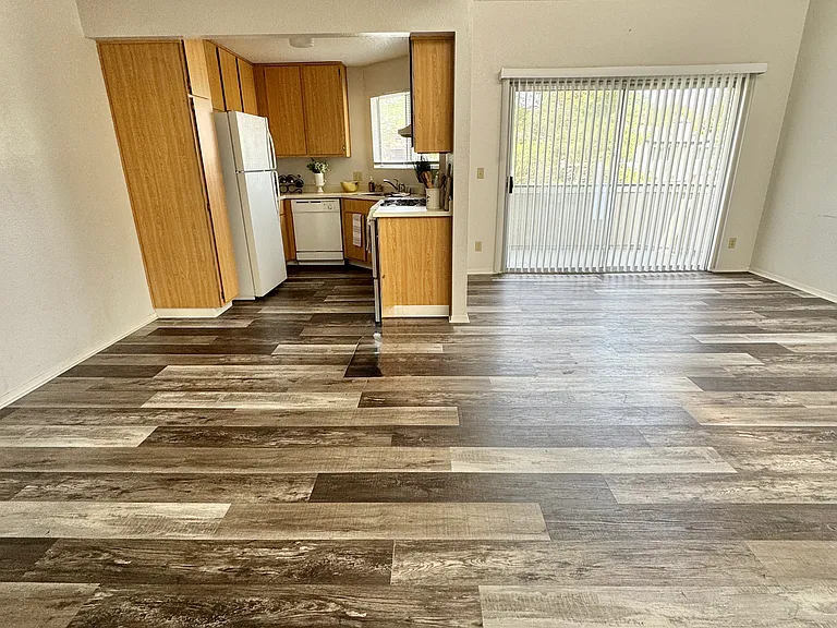 2519 Sunny Slope Dr #5 — Photo 4