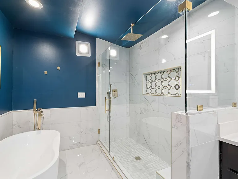 386 Berean Ave SE — Photo 12
