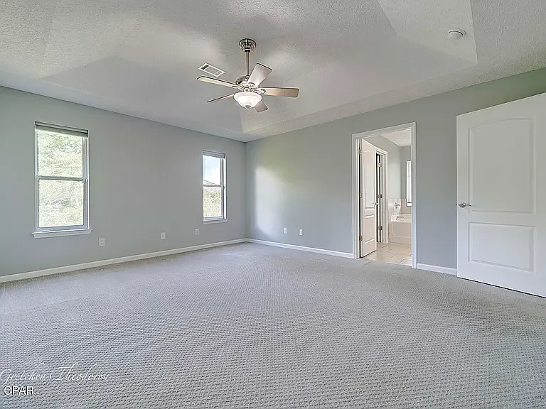 4704 Shannon Ln — Photo 16