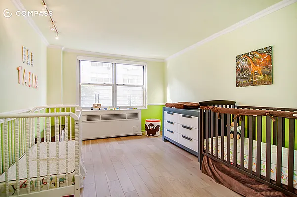 Sold by Compass | media 10