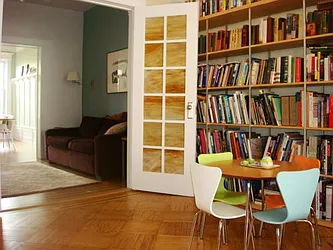 Rented by Kirsten Syrett, Lreb