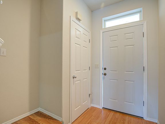 4th image of 6008 NE 33rd Cir