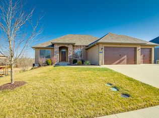 4710 Valhalla Ct, Columbia, MO 65203