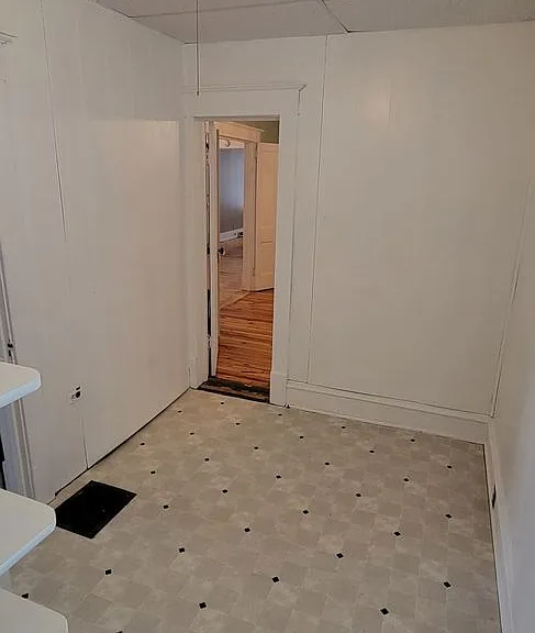 325 N 3rd Ave — Photo 12