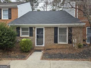370 Williamsburg Way, Fayetteville, GA