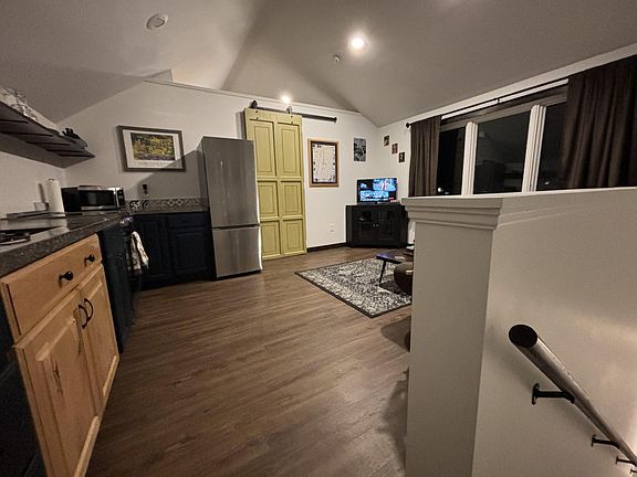 3rd image of 4345 1/2 Bryant St