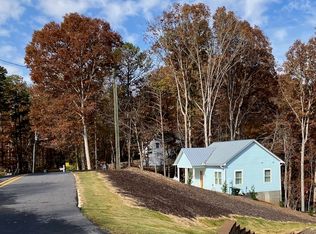 1415 Calhoun Rd, Dahlonega, GA 30533