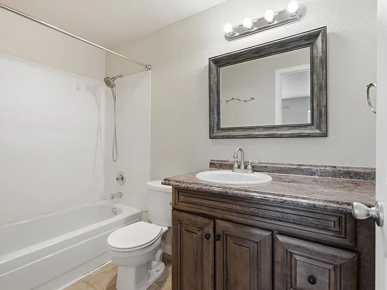 16419 Spruce Way #F3 — Photo 18