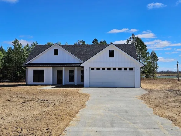 490 Wildflower Cir, Metter, GA 30439