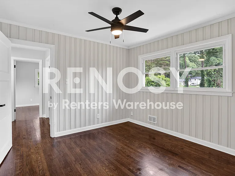 3081 Glendale Ct — Photo 12