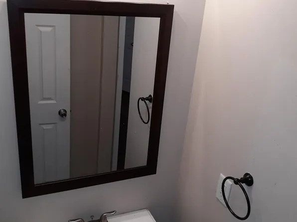 1592 Druid Hill Dr, Birmingham, AL 35234