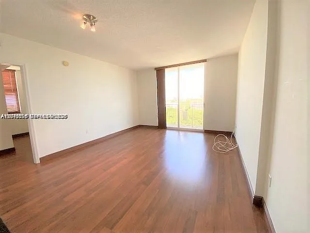 2030 S Douglas Rd #724 — Photo 4