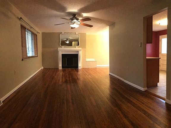 4th image of 5614 Windridge Dr