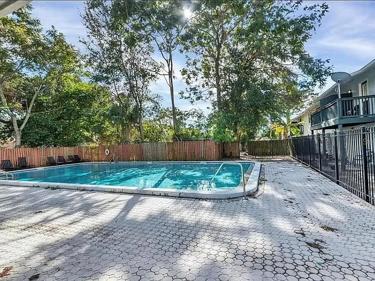 322 Oak Rose Ln #201 — Photo 16