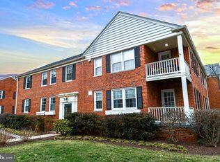 6608 Boulevard Vw APT A2, Alexandria, VA