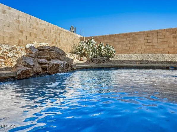 323 E Refuge Loop, Vail, AZ 85641