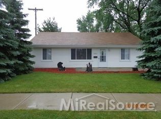 19501 Frazho Rd, Roseville, MI 48066