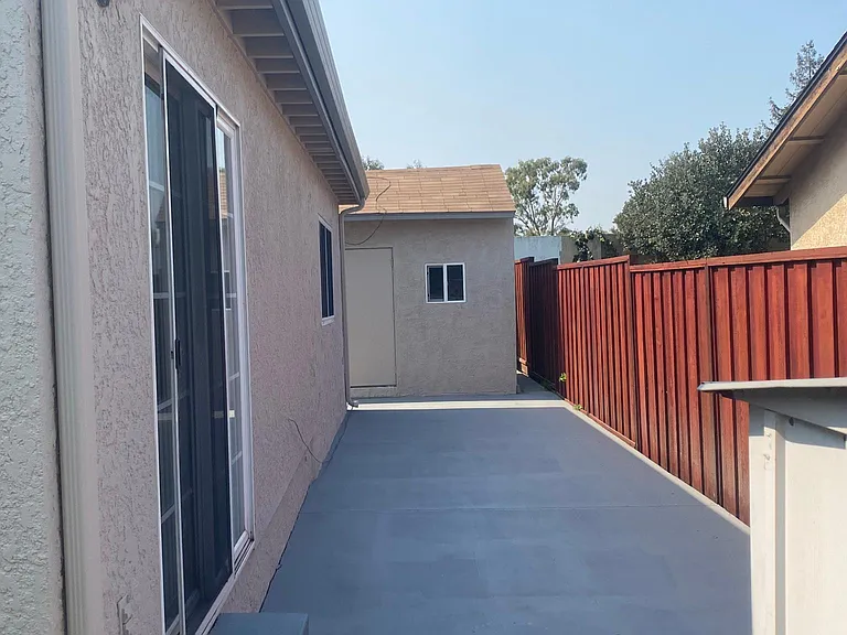 825 Coakley Dr — Photo 6