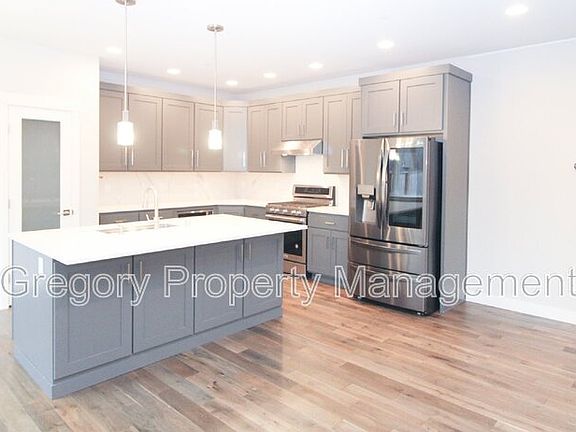 5th image of 1232 170th St SW #A