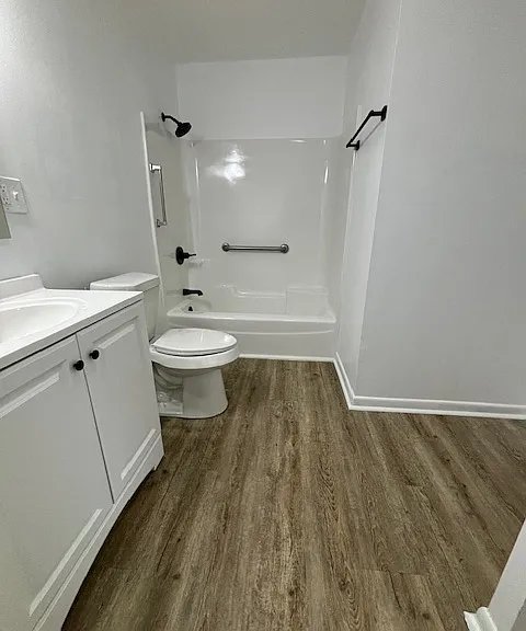 1729 Bancroft Ave #1C — Photo 5