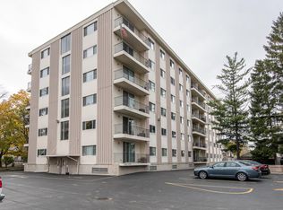 315 N West Ave, Waukesha, WI 53186