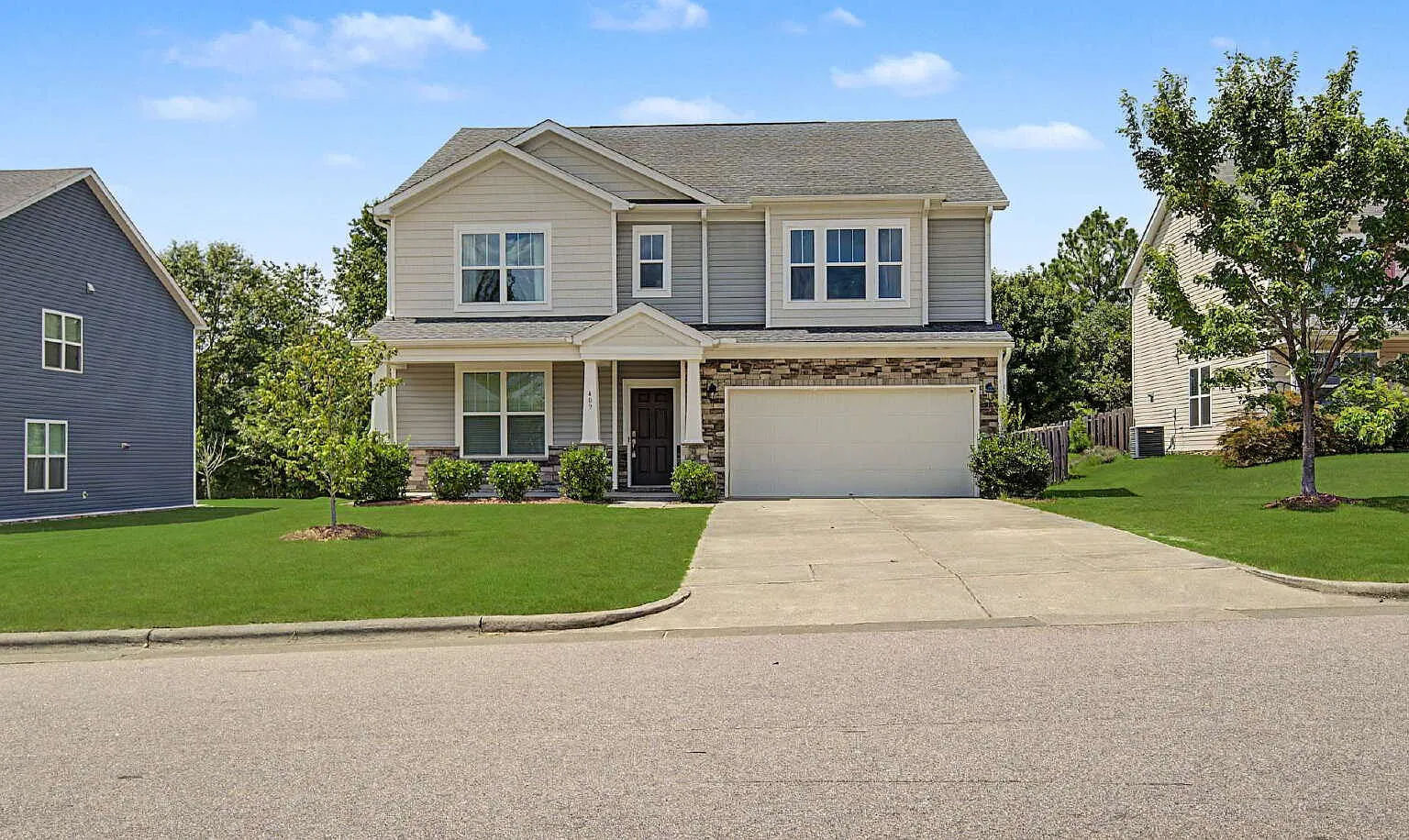 5 bed, 3.0 bath, 3031 sqft, $2,700 — Photo 2