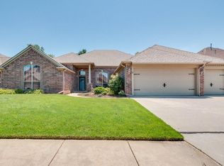 9324 SW 25th St, Oklahoma City, OK 73128