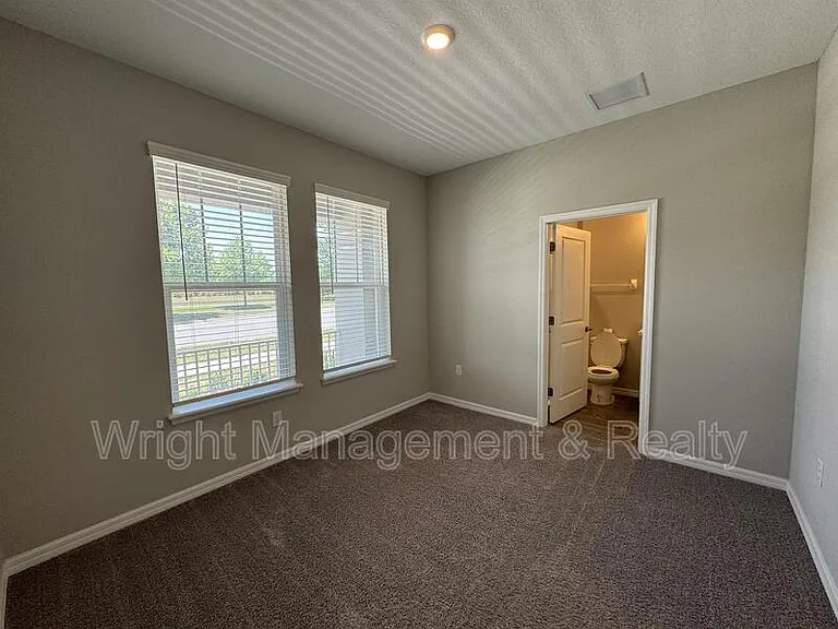13823 Rangeland Blvd — Photo 6