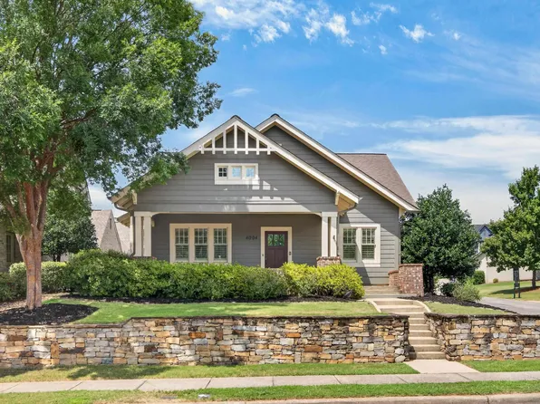 4004 Village Center Dr, Hoover, AL 35226