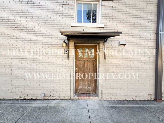 2nd image of 222 N Beaton St #B