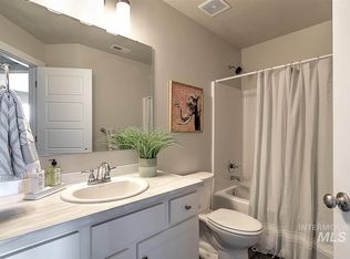 732 N Kirkbride Ave, Meridian, ID 83642