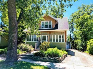 206 W Beacon Ave, New London, WI 54961