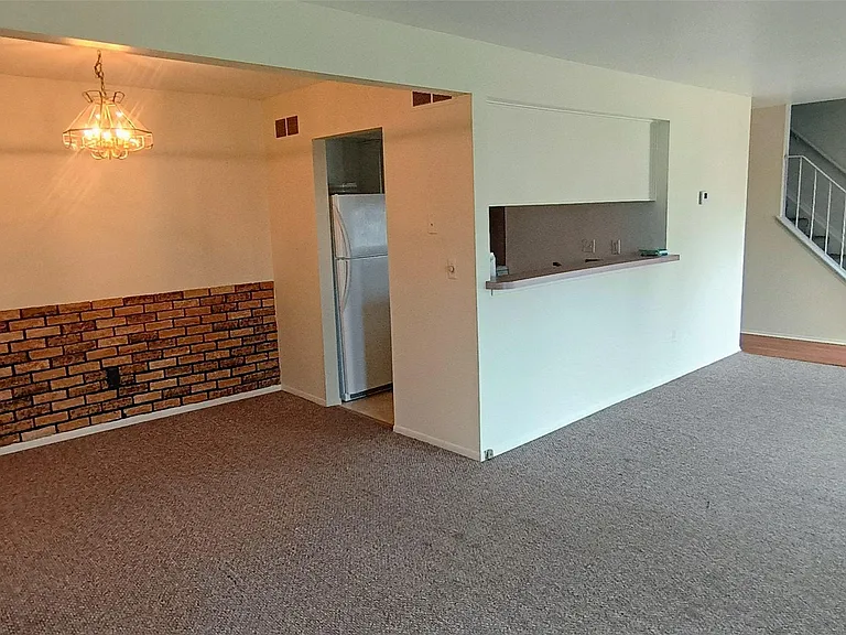 6907 Harvard Ln #6907 — Photo 3