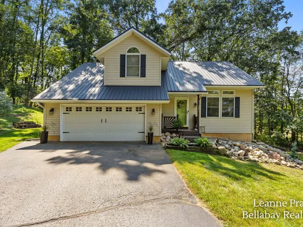 2575 Heath Rd, Hastings, MI 49058