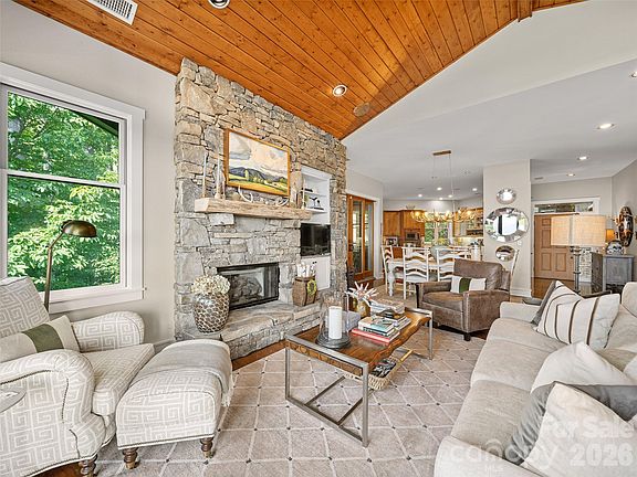 5th image of 530 Andrew Banks Rd #B2
