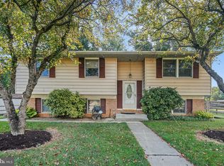 4 Strongwood Rd, Owings Mills, MD 21117