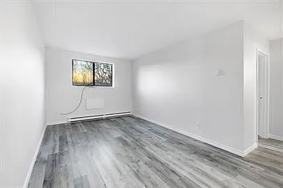591 Wellington Ave #201 — Photo 7