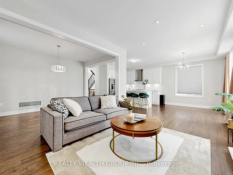29 Frederick Pearson St — Photo 13