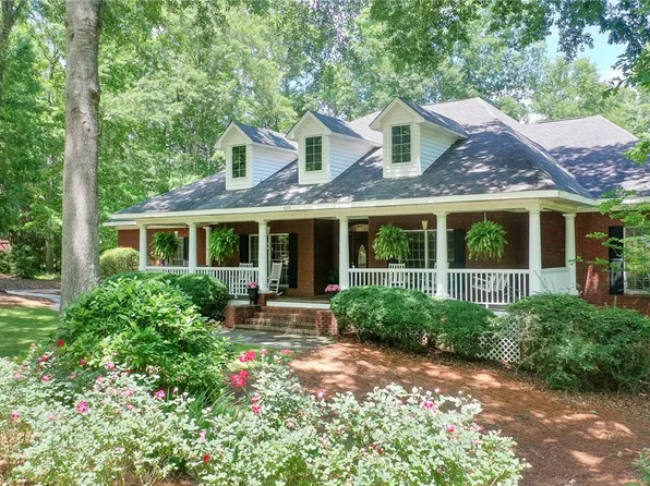 1849 Stoneridge Dr, Auburn, AL 36830